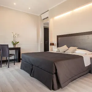 Nazionale 51 Group Bed & Breakfast Rome