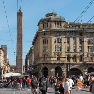 Piazza Santo Stefano 6 - By Bolognacentro Luxuryh Bologna